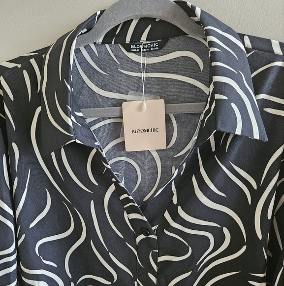 BloomChic Black White Button Down Shirt - Picture 4 of 6